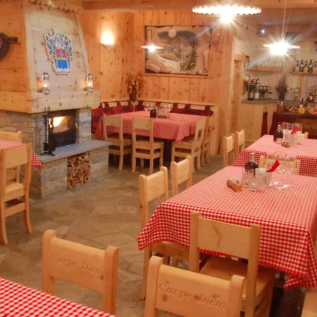 Carpe Diem 住宿加早餐酒店 利维尼奥